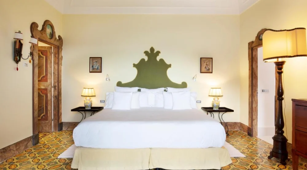 Junior Suite with Ocean View at Villa Tre Ville