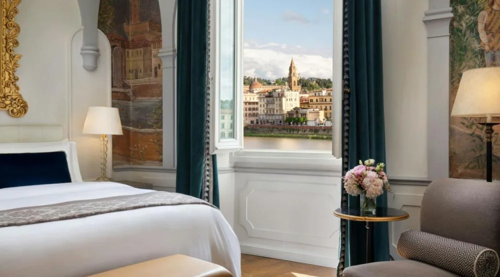 Deluxe King Suite with River View at The St. Regis Florence