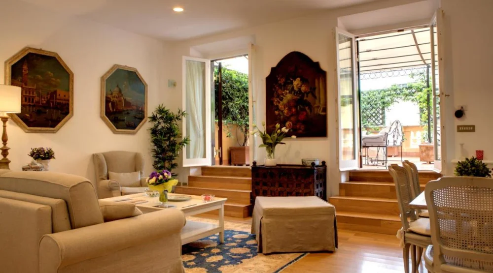 Suite with Patio - Annex at Villa Spalletti Trivelli