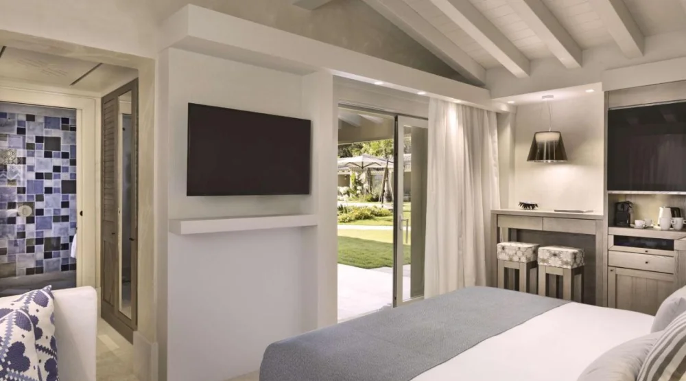 Deluxe King Room with Laguna View Adults Only 16+ at 7Pines Resort Sardinia