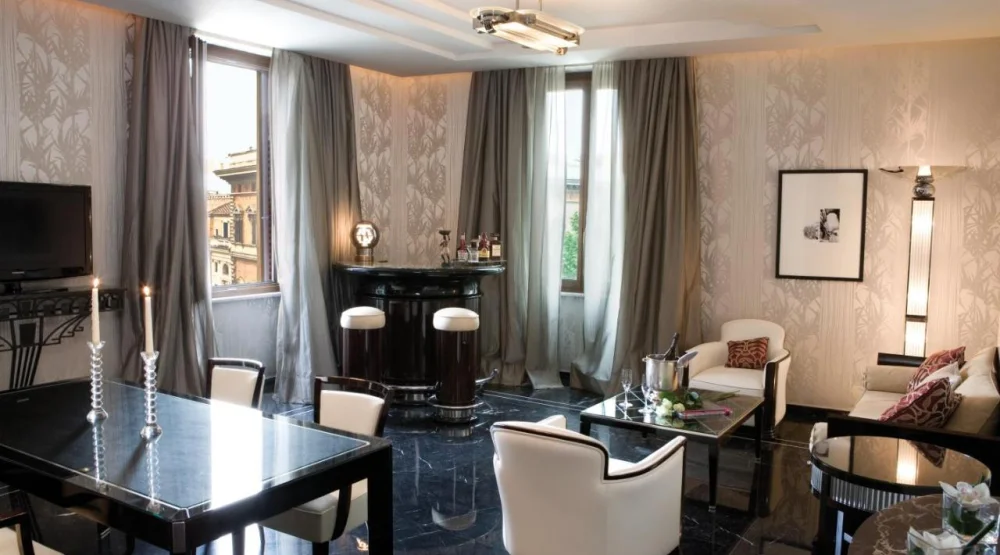 Regina One Bedroom Suite at Baglioni Hotel Regina Rome