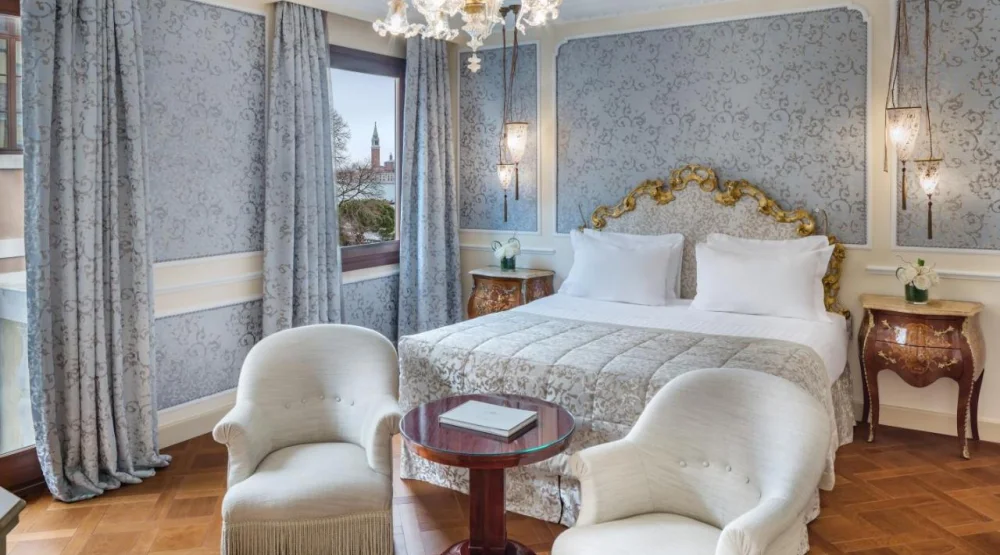 Double Room with Canal View at Baglioni Hotel Luna Venice