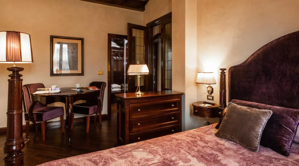 Junior Suite at Grand Hotel Baglioni