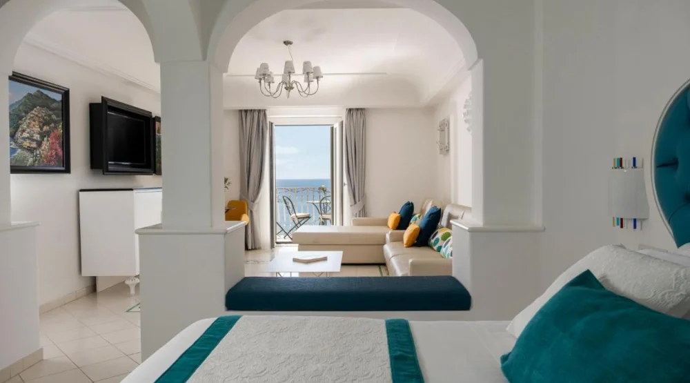 Comfort Suite with Sea View at Hotel Eden Roc Positano