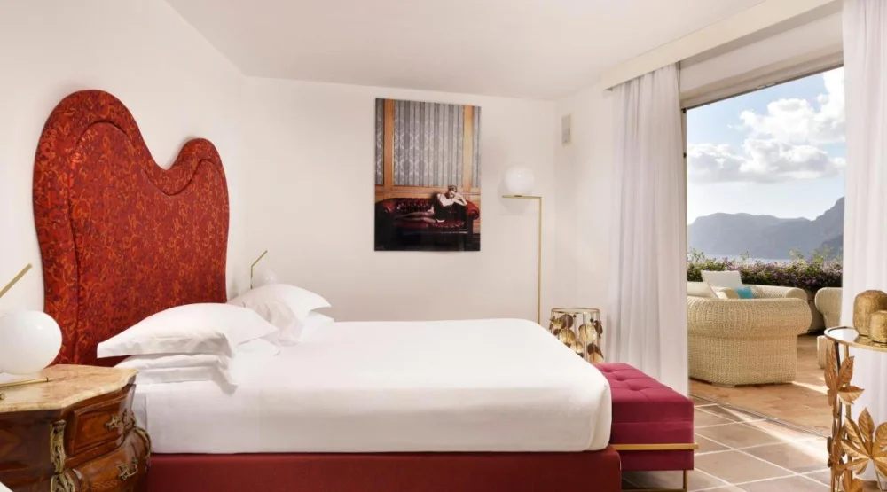 Suite with Terrace and Outdoor Hot Tub at Hotel Piccolo Sant'Andrea