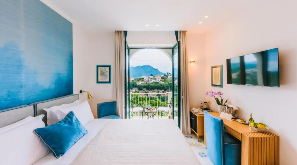 Premium Double Room with Partial Sea View - Depandance at Palazzo Pascal