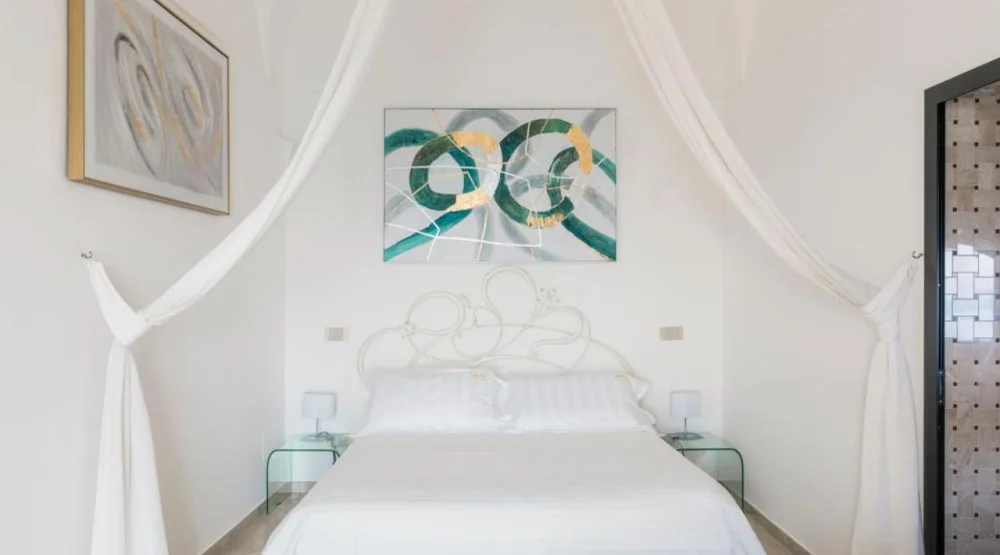 Superior Suite with Sea View at Villa Magia