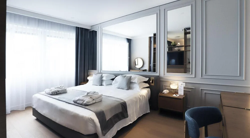 Wellness Junior Suite with Lake View at Grand Hotel Terme Sirmione