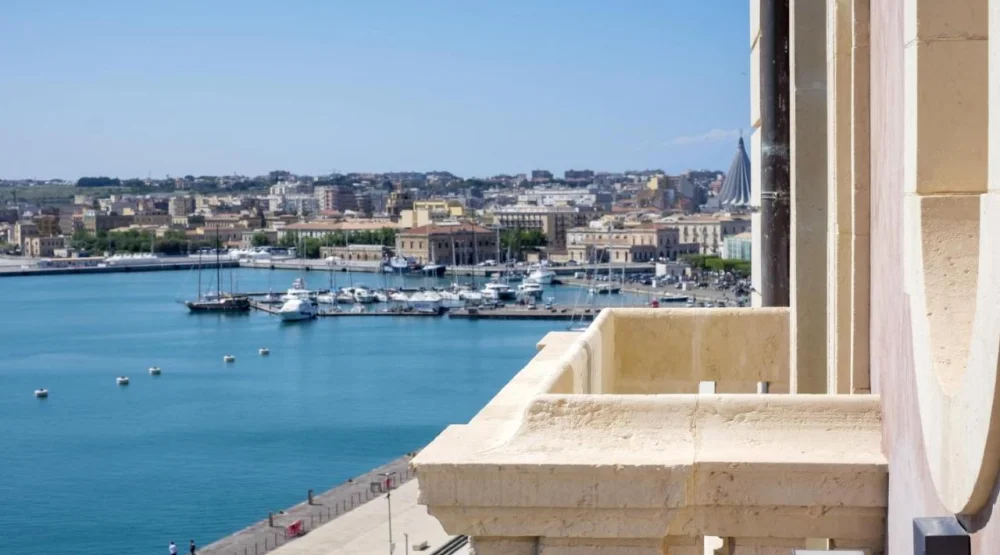 Suite at Grand Hotel Des Etrangers