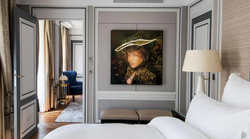 Deluxe Suite at Hotel de Crillon, A Rosewood Hotel