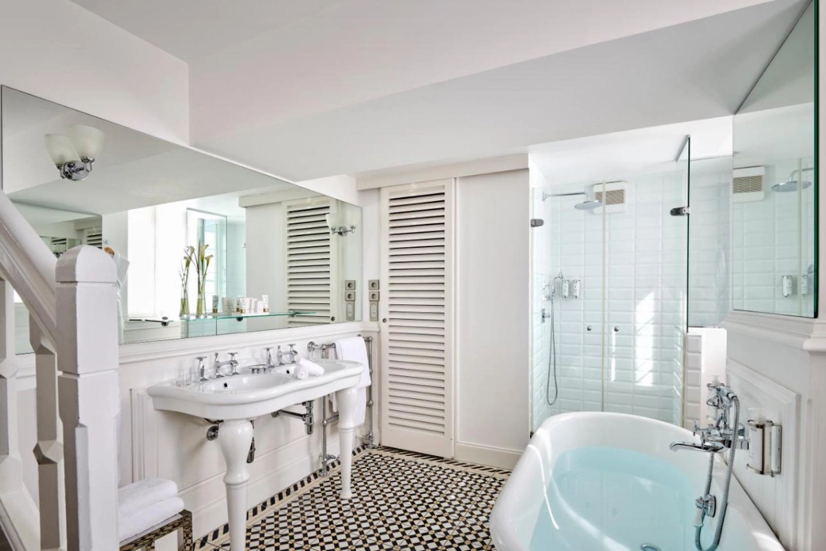 Chateau Grand Barrail Hotel - Hotel Photo 8