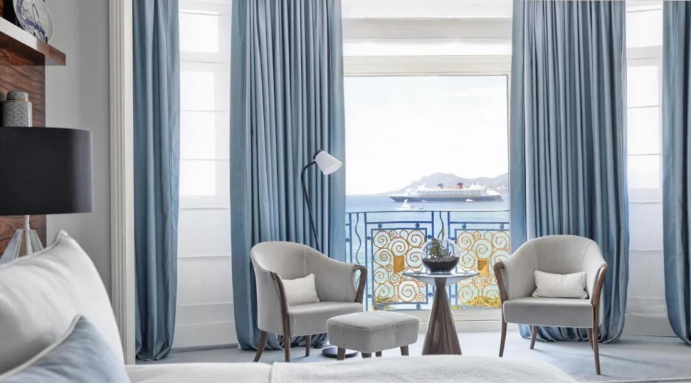 Prestige King Suite with Sea View at Hotel Martinez Cannes