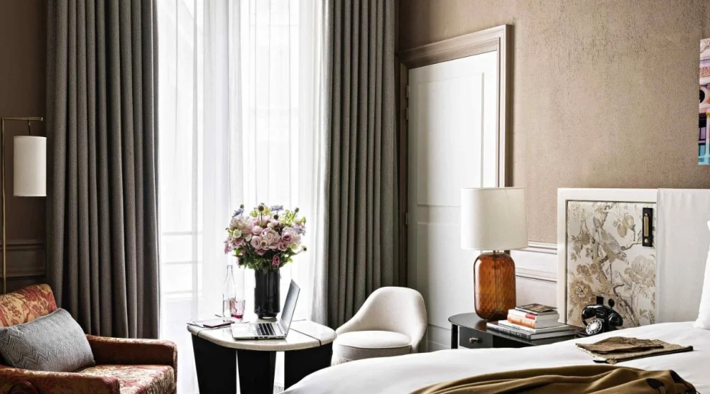 Premium Luxury Queen Room with One Queen Bed and Courtyard Or Rue Scribe View at Sofitel Le Scribe Paris Opera