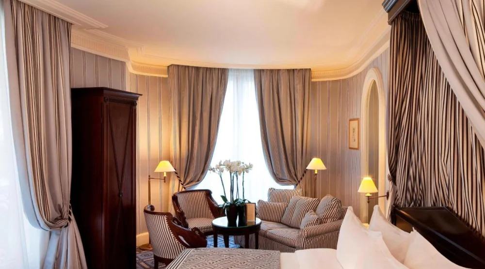 Prestige Junior King Suite with Sofa Bed at Le Dokhan's, a Tribute Portfolio Hotel