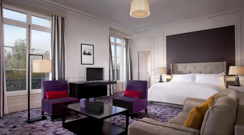 Palace Five Star - Junior King Suite with Park View at Waldorf Astoria Versailles Trianon Palace