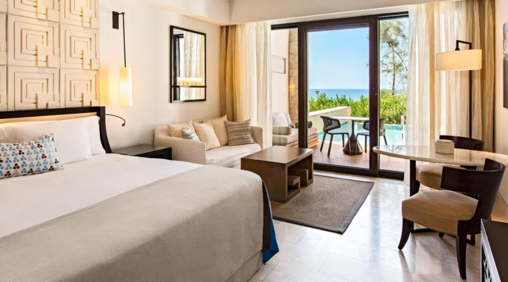 Premium Infinity Sea View, Guest Room, One King, Private Pool at The Romanos, a Luxury Collection Resort