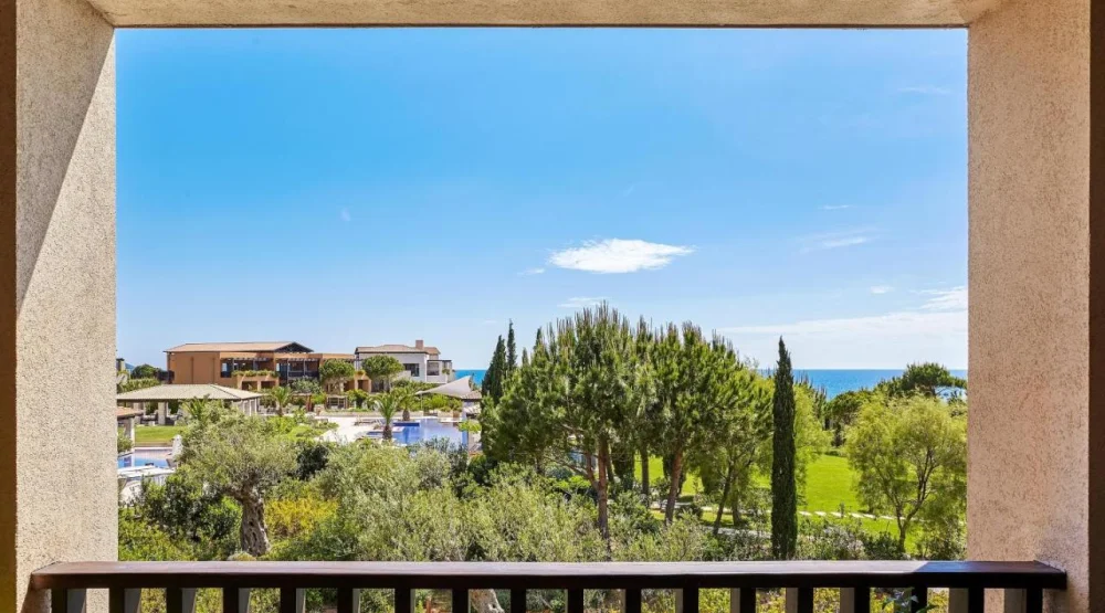 Grand Suite, One Bedroom Suite, One King, Garden View, Balcony at The Romanos, a Luxury Collection Resort