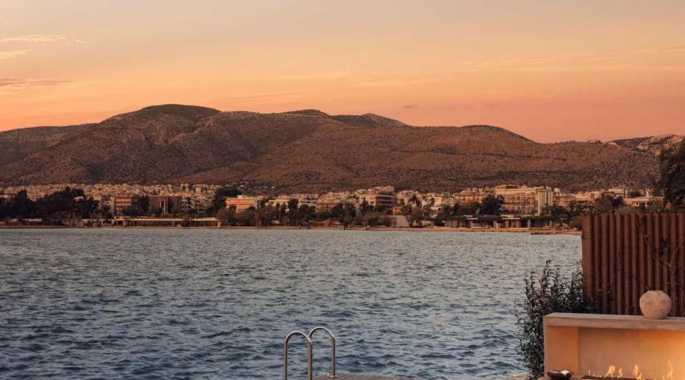 Riviera Suite - Seafront with Private Pool at One&Only Aesthesis