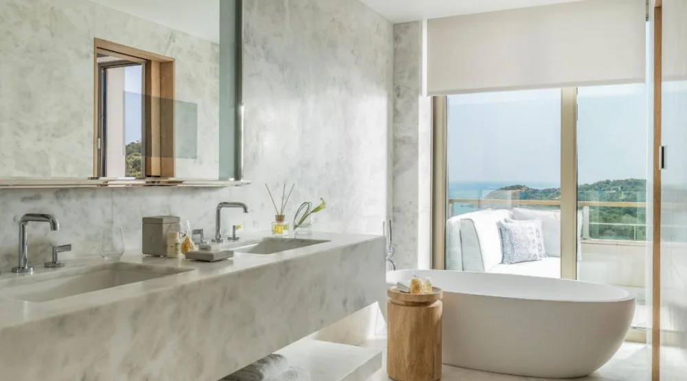 Arion Pine-view Executive Suite King at Four Seasons Astir Palace Hotel Athens