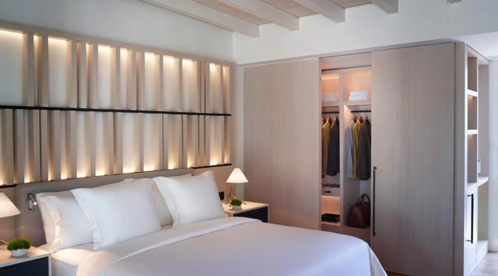 Bungalow with King Bed and Garden View at Four Seasons Astir Palace Hotel Athens