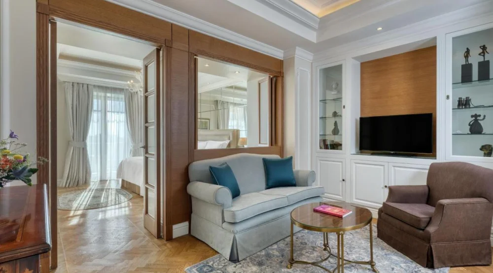 Grand Acropolis Suite One Bedroom Suite, One King, City View at King George, a Luxury Collection Hotel