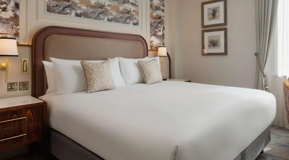 Superior King Room at The Caledonian Edinburgh, Curio Collection by Hilton