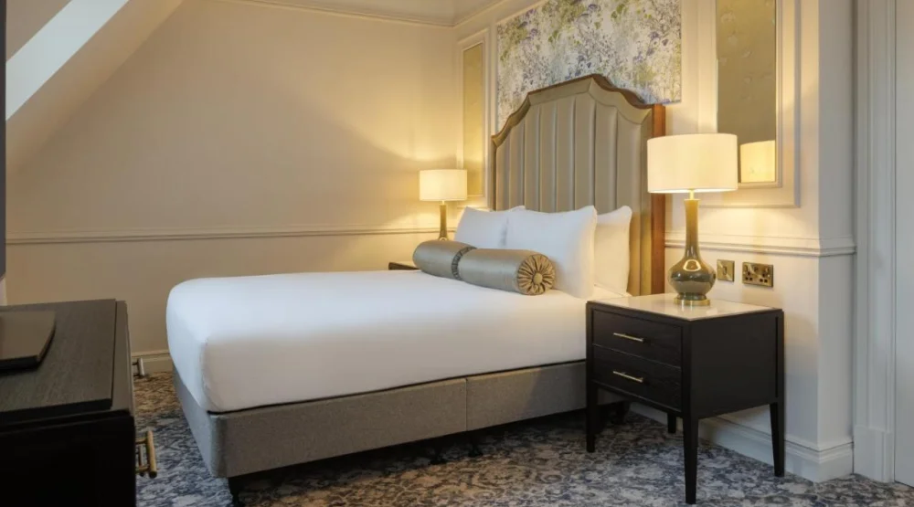 Junior Queen Suite with Castle View at The Caledonian Edinburgh, Curio Collection by Hilton