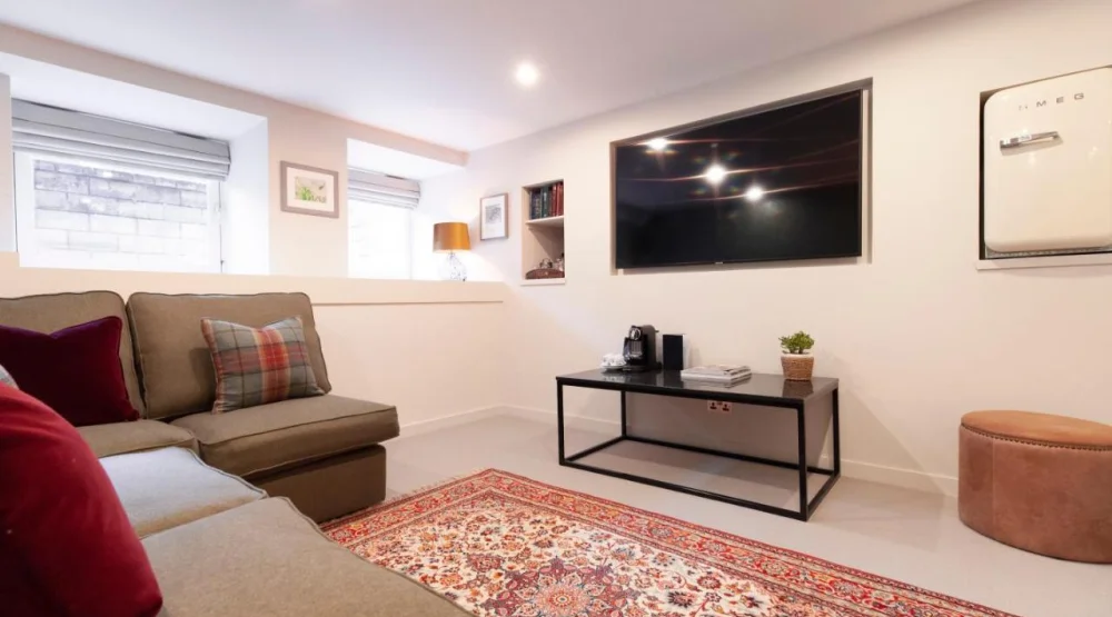 The House Suite at The Roseate Edinburgh