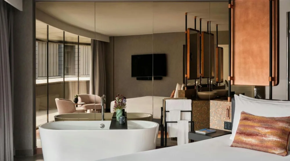 Deluxe King Suite at W Edinburgh