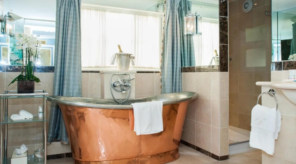 Superior King at Summer Lodge Country House