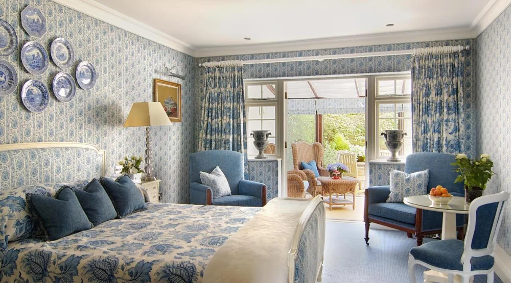 Courtyard Suite at Summer Lodge Country House