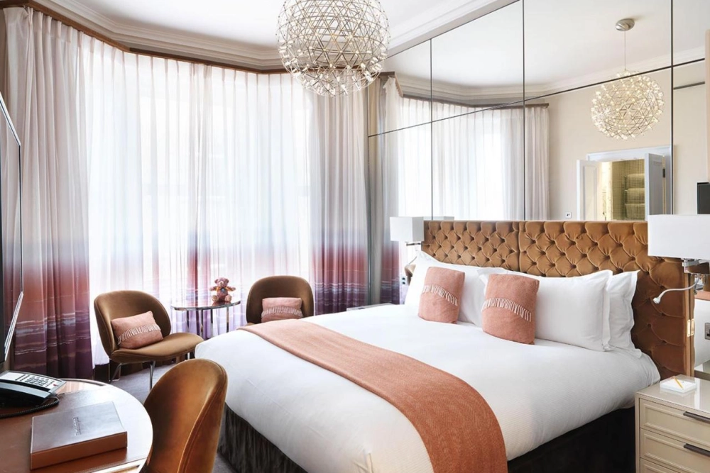 The Athenaeum Hotel & Residences - Hotel Photo 2