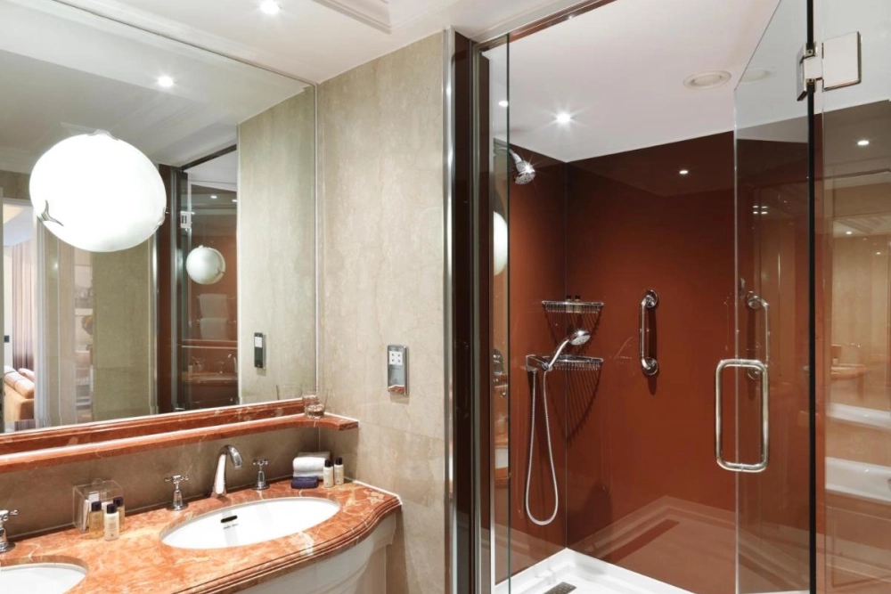 The Athenaeum Hotel & Residences - Hotel Photo 37