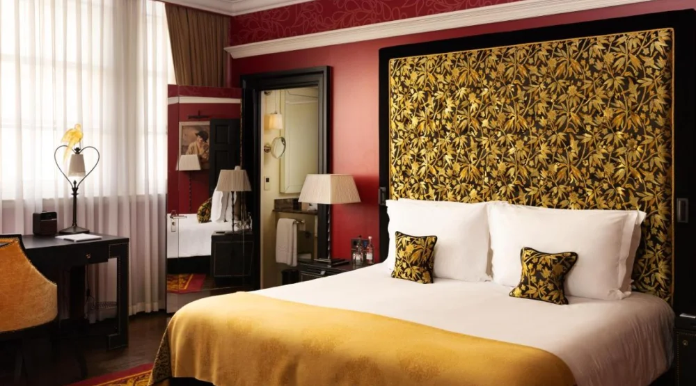 Junior Suite at L'oscar London