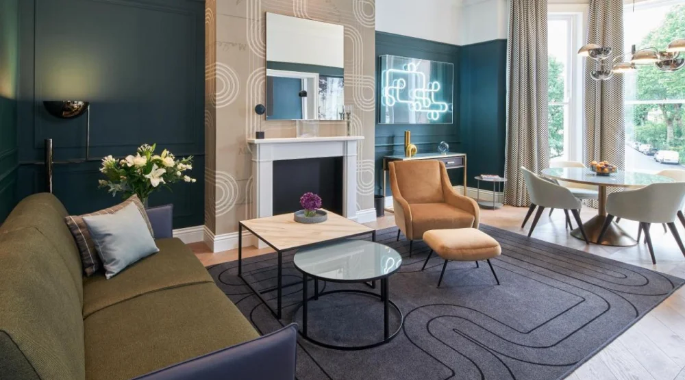 Deluxe One Bedroom Apartment at Lexham Gardens By Cheval Maison