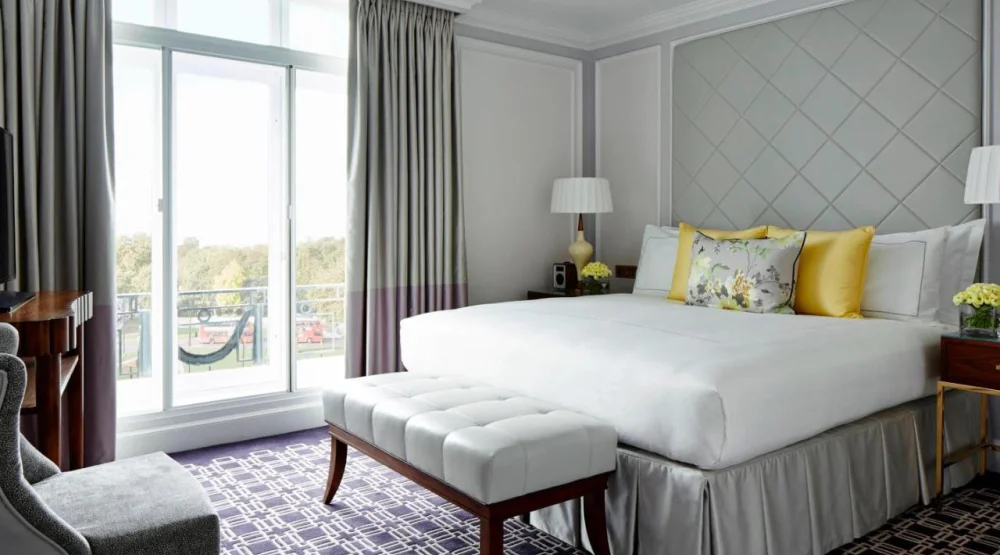 Premier Suite, Executive Lounge Access, One King, Sofa Bed at London Marriott Hotel Park Lane
