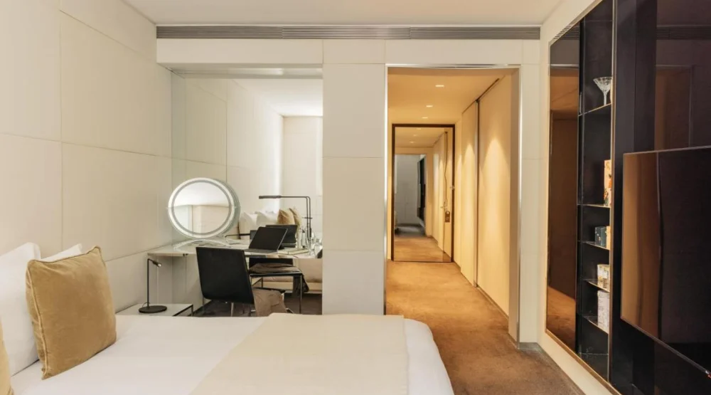 King Room, Always Me at ME London