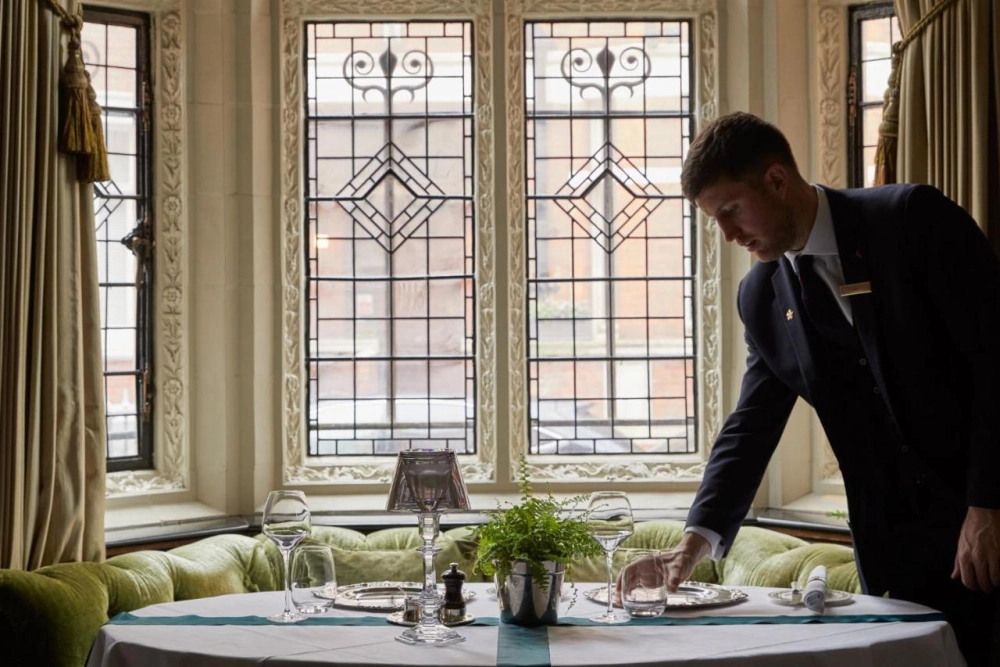 The Milestone Hotel & Residences - Hotel Photo 4