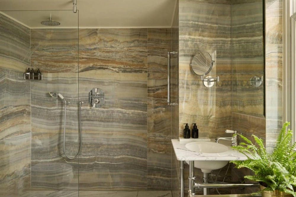 The Milestone Hotel & Residences - Hotel Photo 32