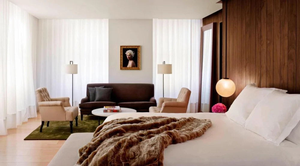 Berners Corner King Suite at The London EDITION