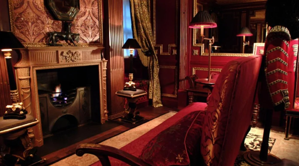 Deluxe Suite - Guardroom at The Witchery