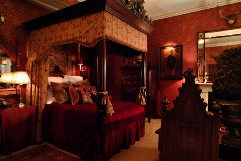 The Witchery - Hotel Photo 13