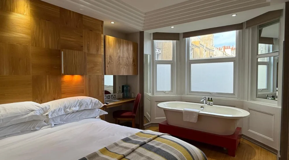 Large Double Room at Drakes Of Brighton