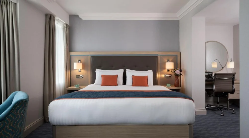 Suite with Sea View at Leonardo Royal Hotel Brighton Waterfront