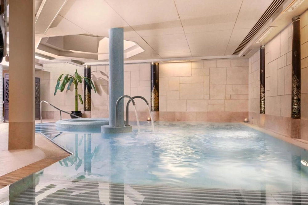 Careys Manor Hotel & SenSpa - Hotel Photo 2