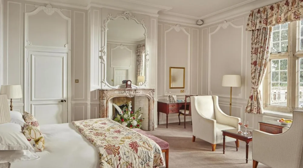 Mansion Superior Classic Room at Tylney Hall Hotel