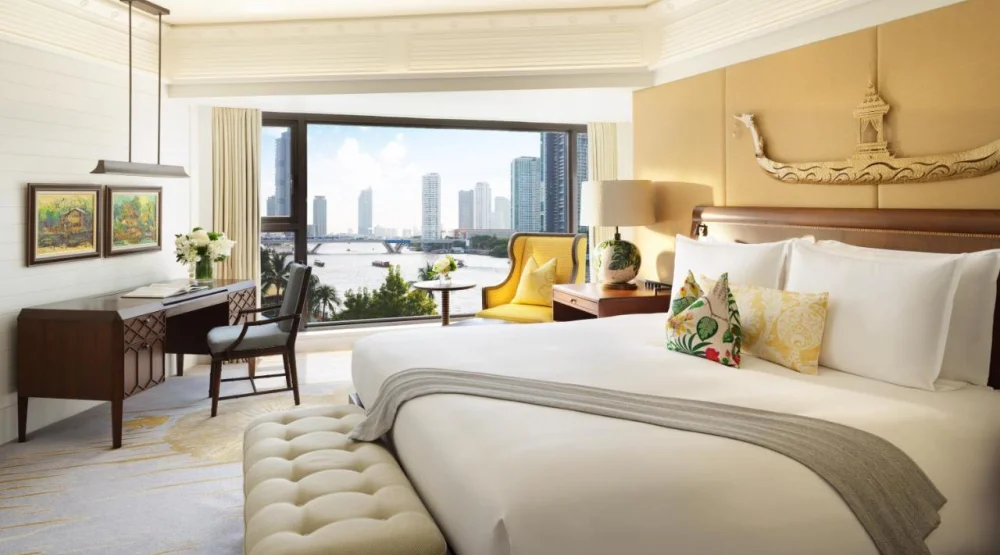 Deluxe One Bedroom Suite King at Mandarin Oriental Bangkok