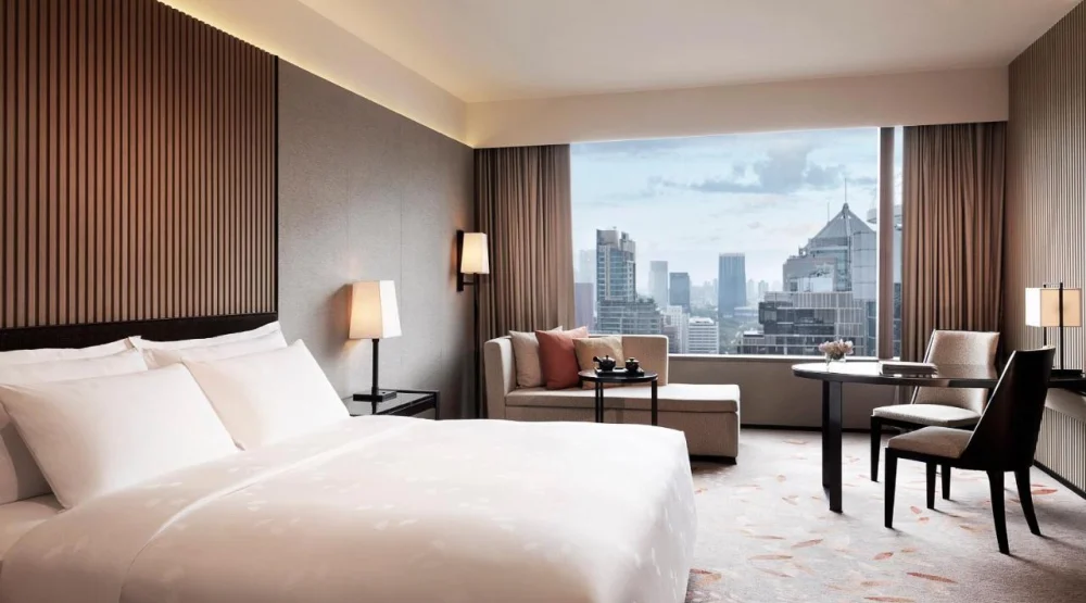 Deluxe King Room at The Okura Prestige Bangkok