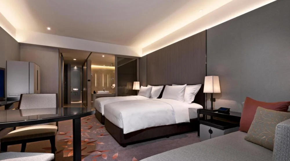 Okura Club Twin Room at The Okura Prestige Bangkok