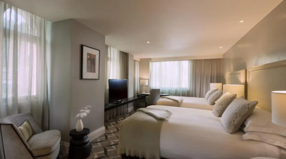 Deluxe Twin Queen Room at Mayfair Hotel Adelaide